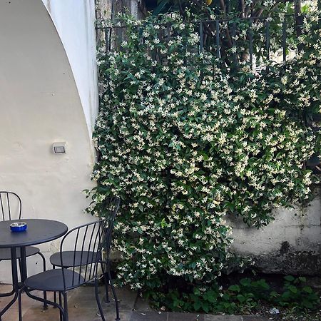 Il Regno Delle Due Sicilie E Il Regno Di Napoli Apartment Exterior photo